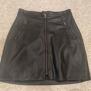 Hollister Women’s Leather Skirt - size XS